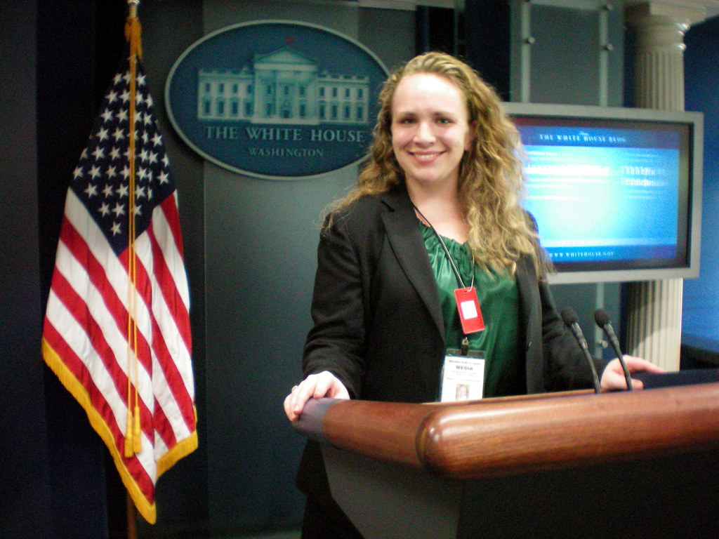 white house press briefing room podium by DC_Rebecca (BY) via Openverse