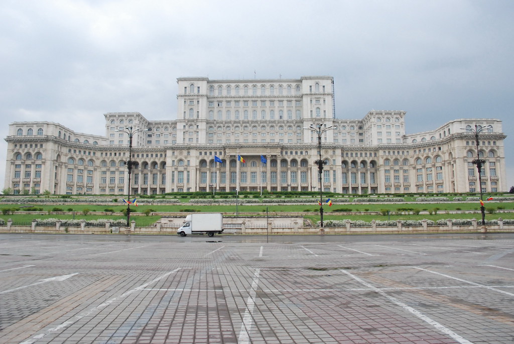 Palace of the Parliament, Casa Poporului by George M. Groutas (BY) via Openverse