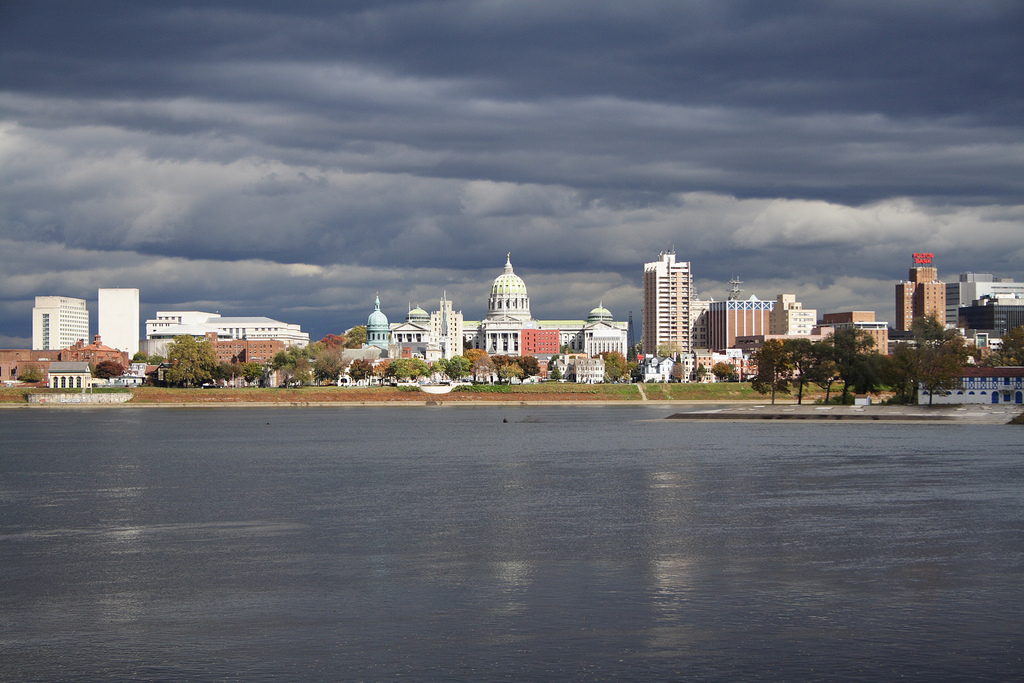 Harrisburg, Pennsylvania State Capitol Building by kev72 (BY) via Openverse