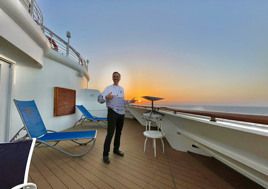 Broadband Pirate at Sea ‍☠️ by jurvetson (BY) via Openverse