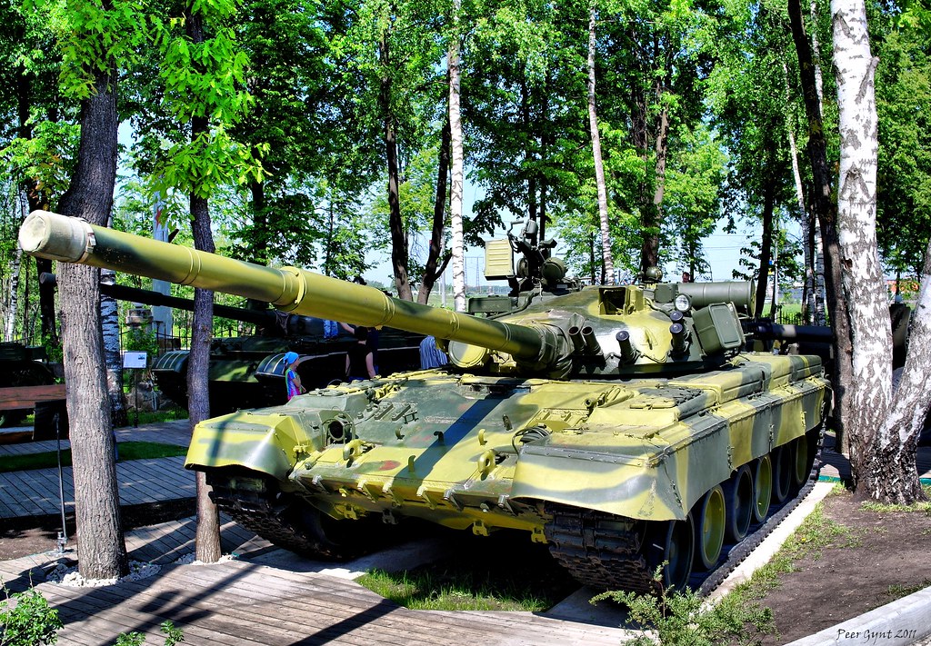T-80 Main Battle Tank. Основной боевой танк Т-80. by Peer.Gynt (BY-SA) via Openverse