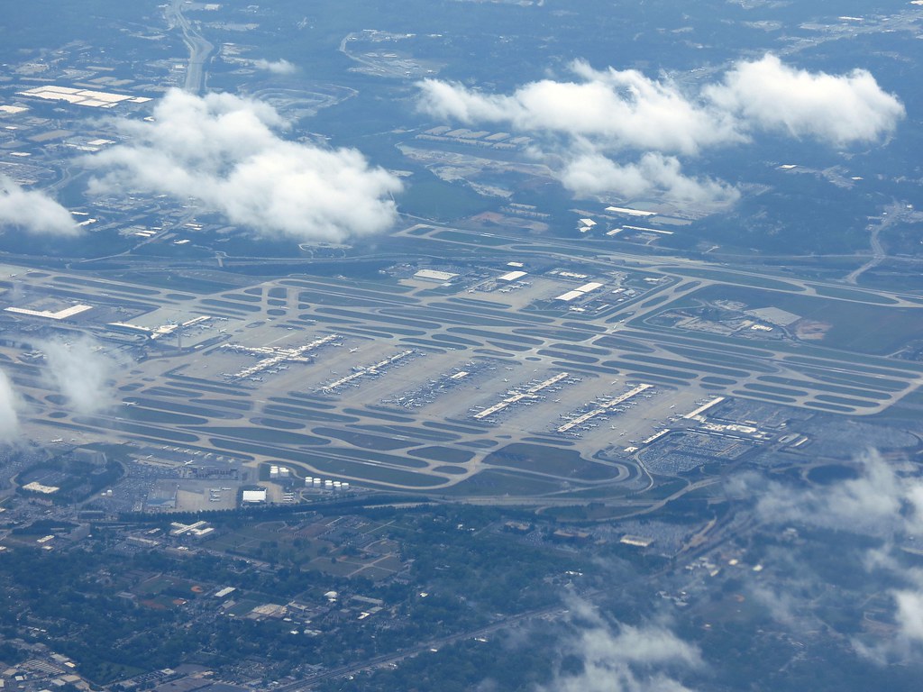 Hartsfield-Jackson Atlanta International Airport by redlegsfan21 (BY-SA) via Openverse